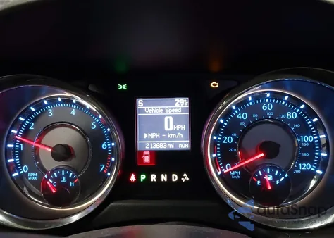 2013 Chrysler Town & Country Touring-L из США, поврежденный, VIN 2C4RC1CG3DR683028